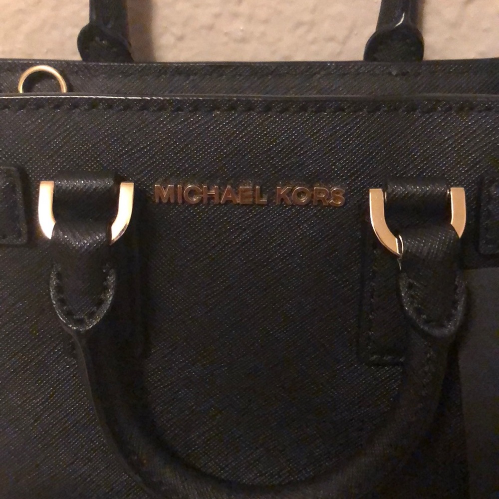 Michael Kors Mini - Picture 2 of 4